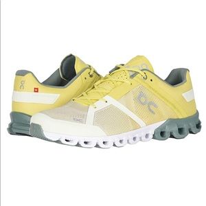 On Running - Cloudflow Running Shoes